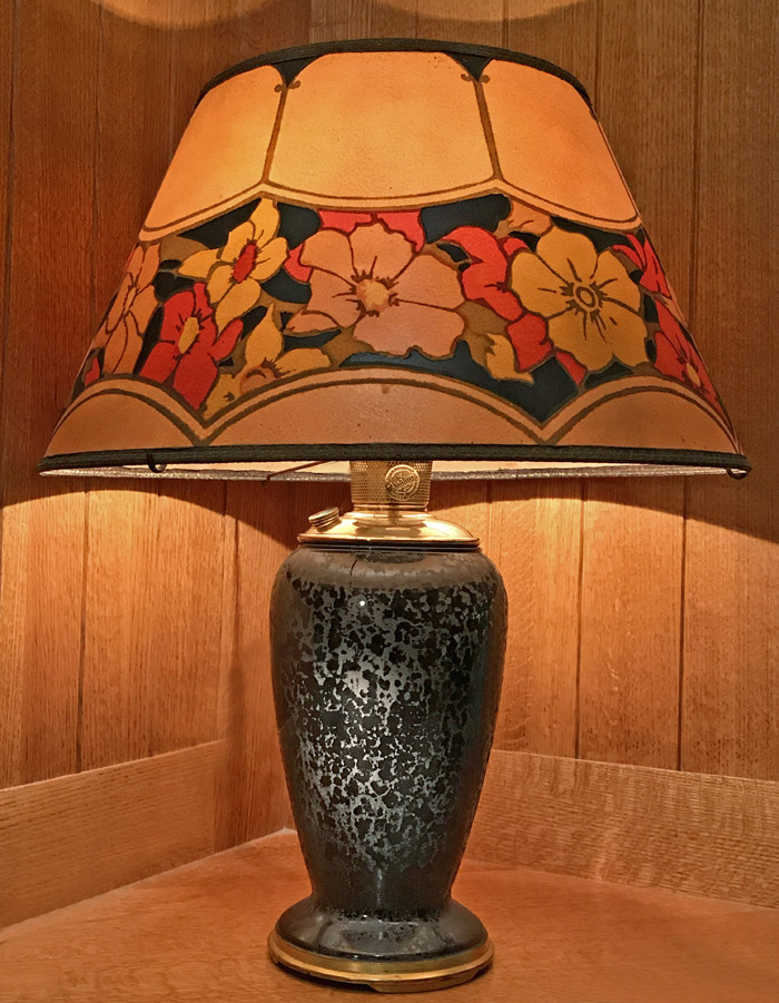 12 inch ebony sand vase lamp